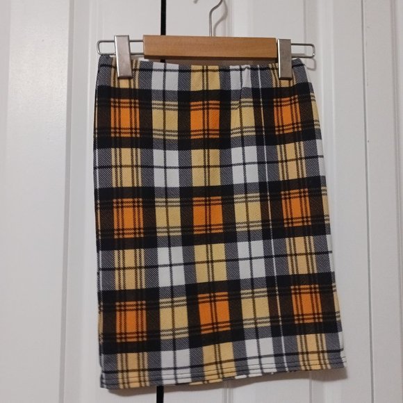 Pretty Little Thing Yellow Orange Plaid Bodycon Skirt - Picture 2 of 4